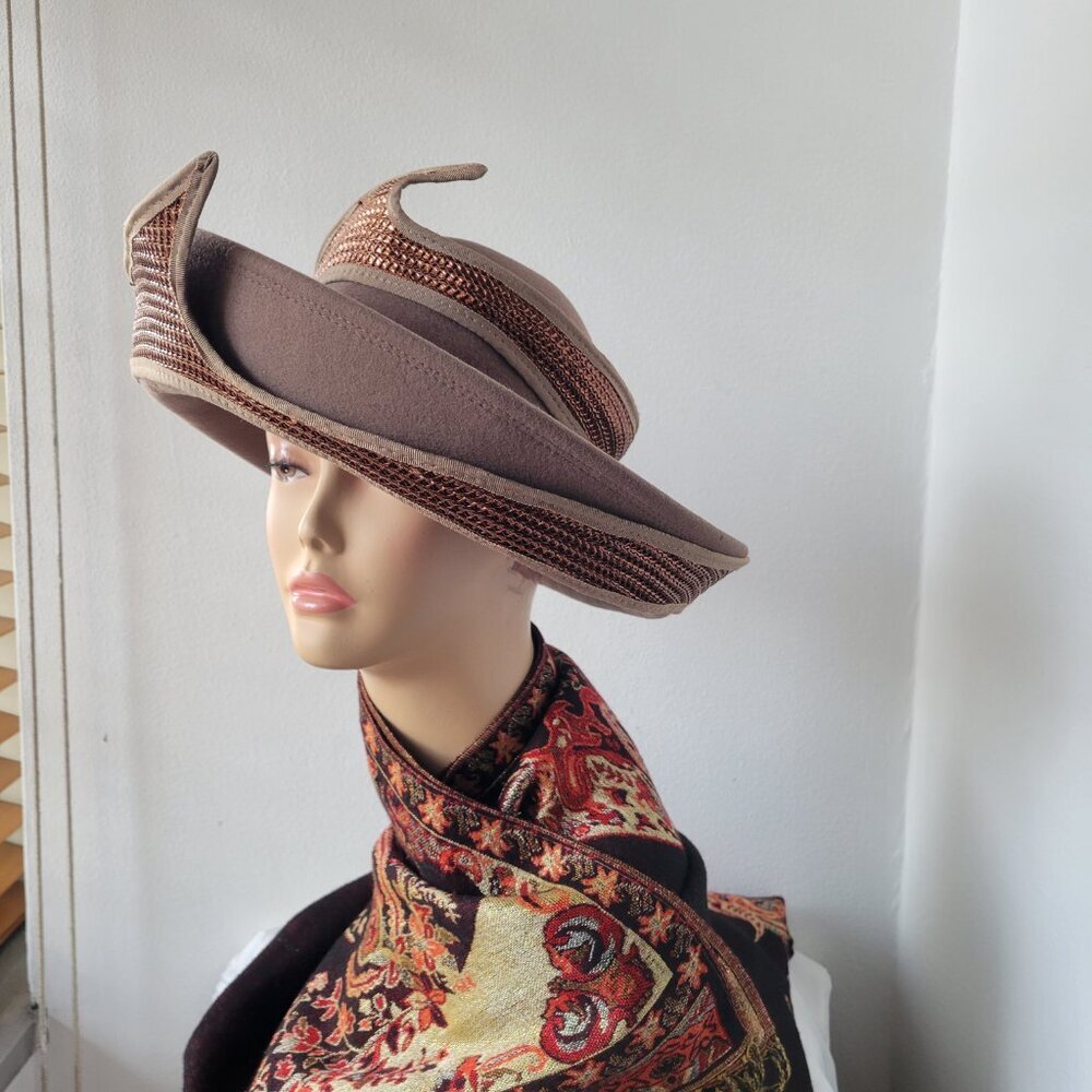 Sandra Bollman NY Neutral-Toned Tan Felt Mesh Fascinator Hat - Picture 10 of 14